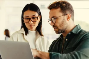 Arbeitskosten in Deutschland steigen – Warum eine präzise Arbeitszeiterfassung jetzt wichtiger ist denn je?